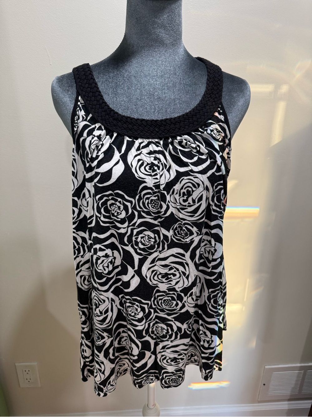 H&M Black and White Rose Print Sleeveless Blouse